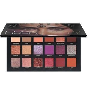 NIB Huda Beauty Desert Dusk Palette